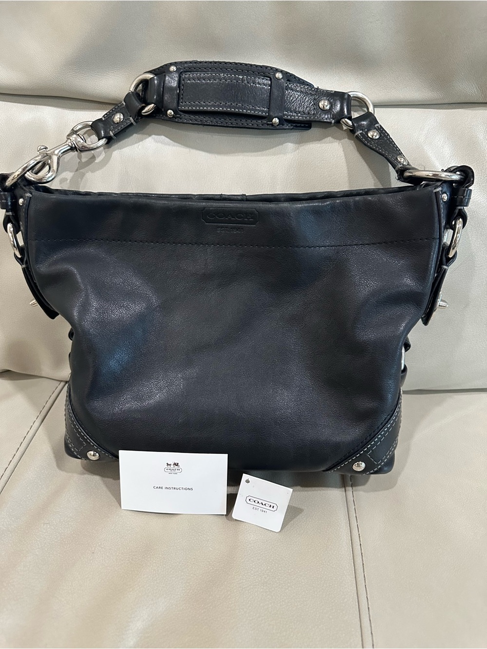 Vintage Coach Carly Black Leather Hobo Shoulder Bag. - Picture 3 of 16